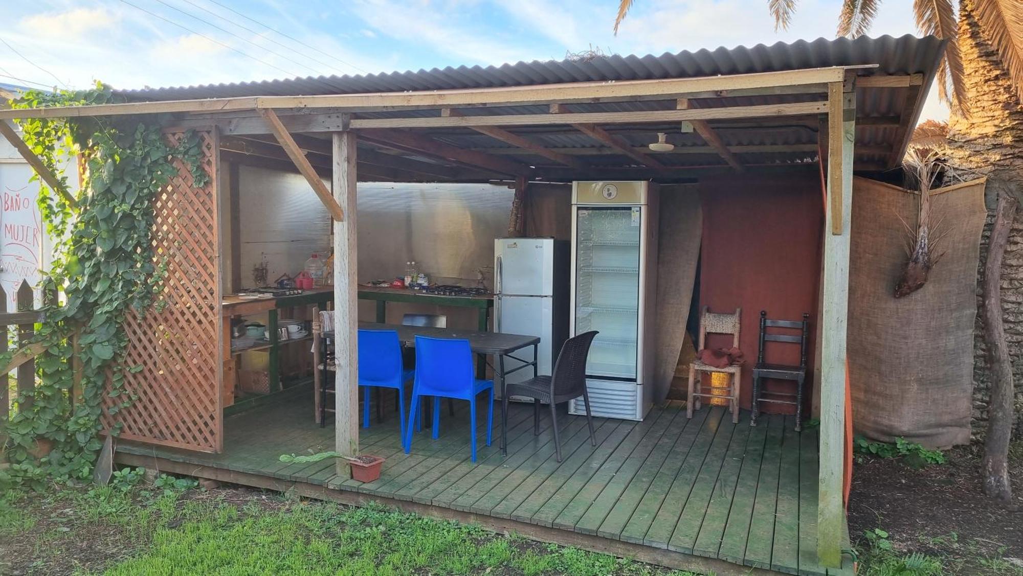 Hostal Vieroto Hanga Roa Exterior photo